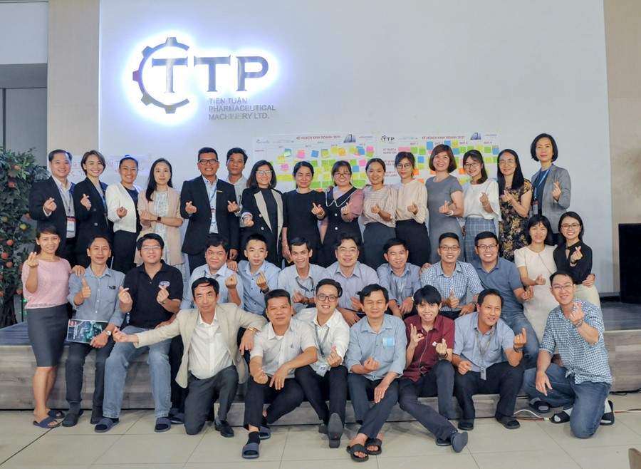 Tập thể thiết bị dược phẩm TTP Tiến Tuấn